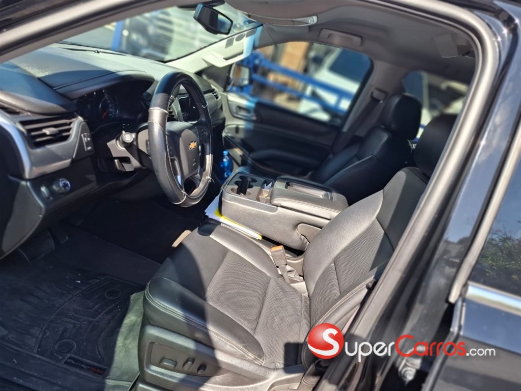 2015 Chevrolet Suburban — foto 8 / 8