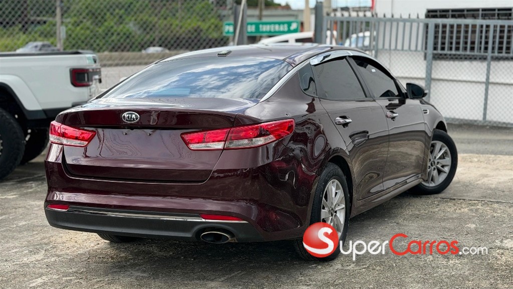 2017 Kia Optima FE — foto 4 / 9