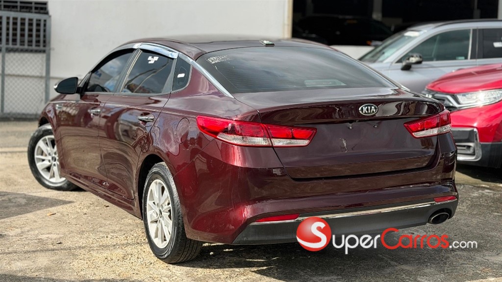 2017 Kia Optima FE — foto 5 / 9