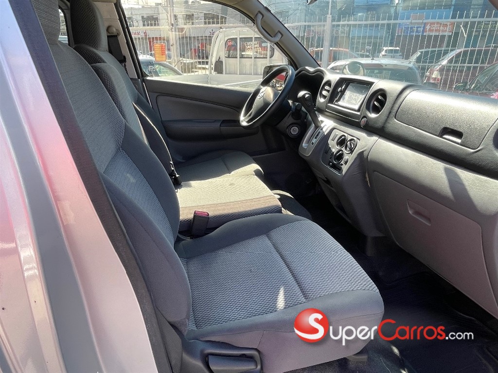 2020 Nissan NV 350 — foto 7 / 10
