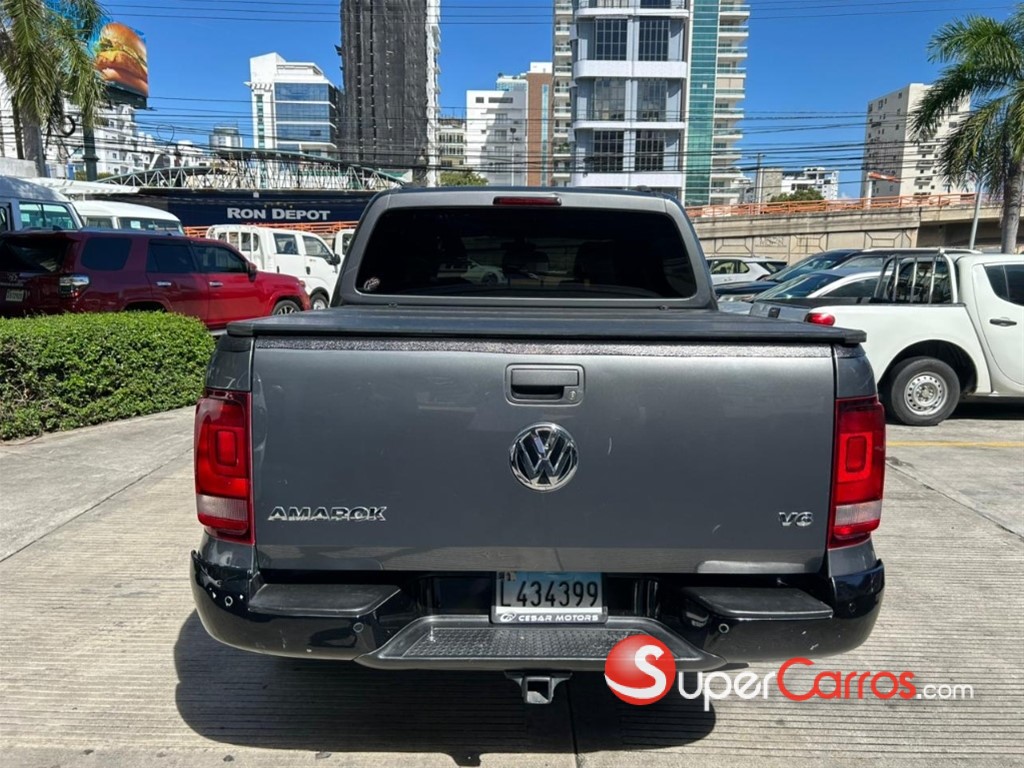 2021 Volkswagen Amarok — foto 9 / 11