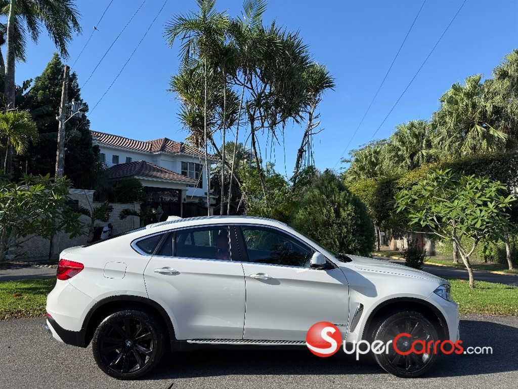 2015 BMW X 6 xDrive 5.0 — foto 3 / 10