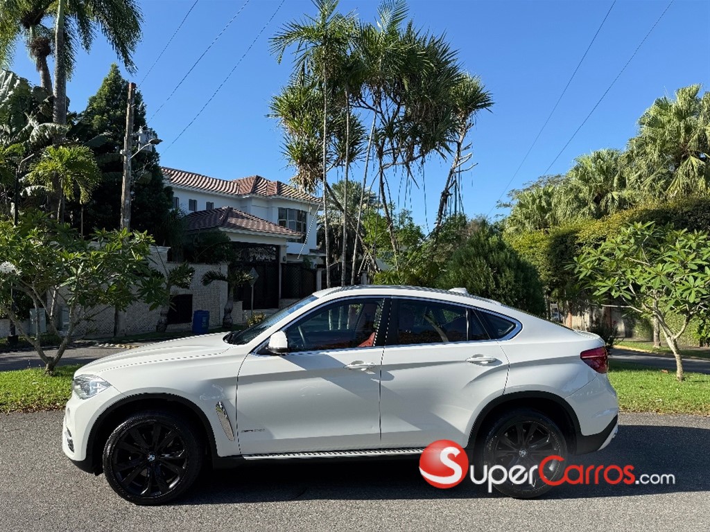 2015 BMW X 6 xDrive 5.0 — foto 4 / 10