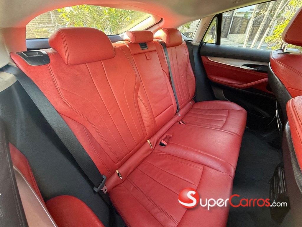 2015 BMW X 6 xDrive 5.0 — foto 9 / 10