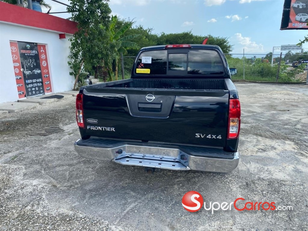 2020 Nissan Frontier SV — foto 9 / 12