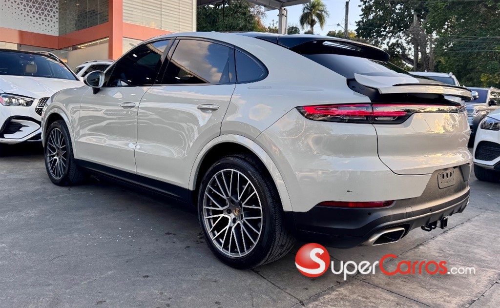 2021 Porsche Cayenne Coupe — foto 7 / 10
