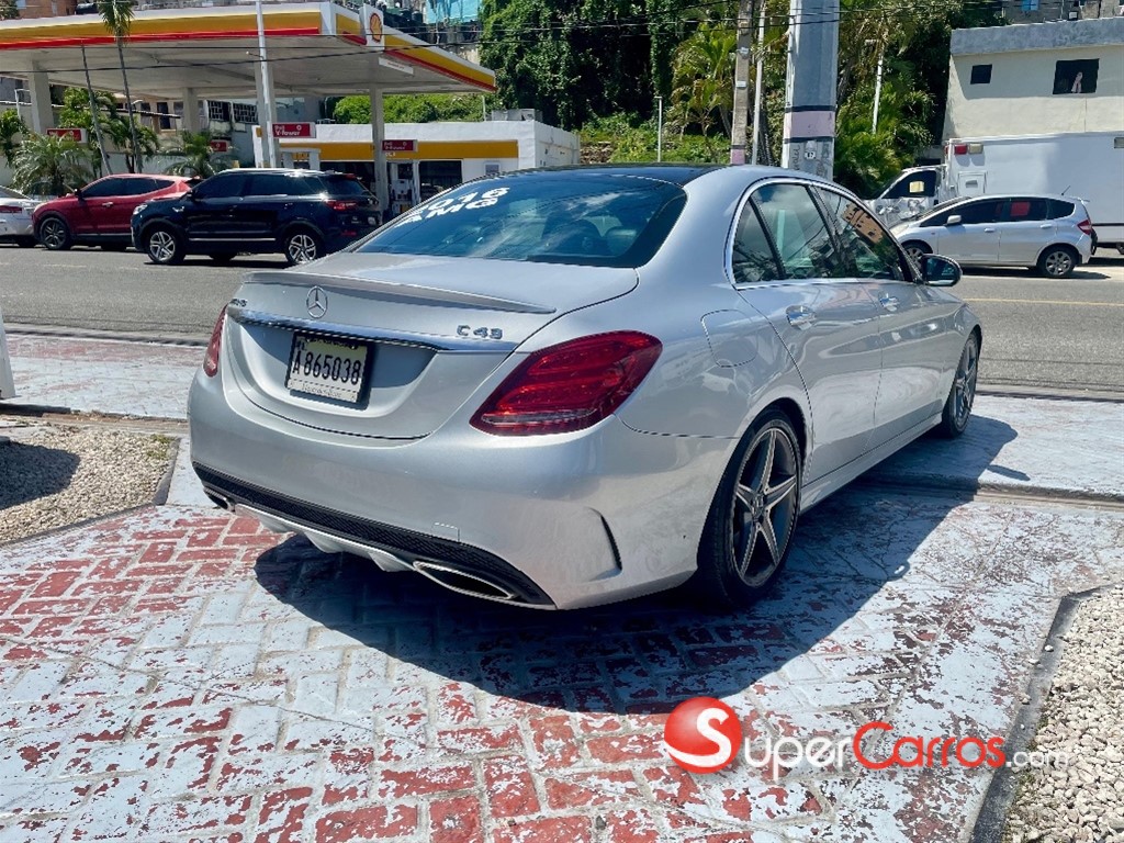 2016 Mercedes-Benz Clase C 300 AMG — foto 4 / 10