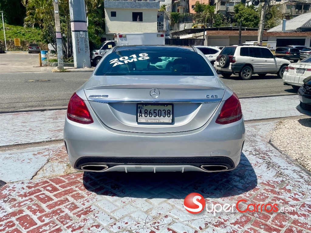 2016 Mercedes-Benz Clase C 300 AMG — foto 5 / 10