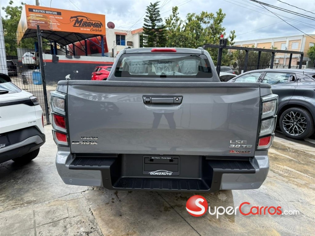 2027 Isuzu DMAX — foto 3 / 8