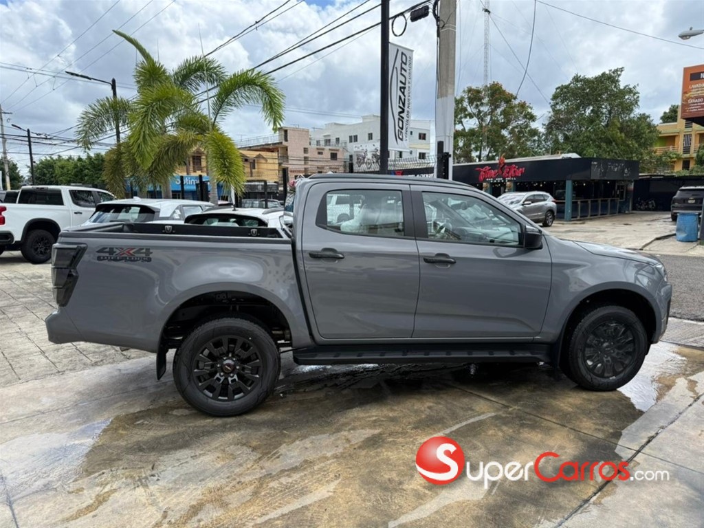 2027 Isuzu DMAX — foto 4 / 8
