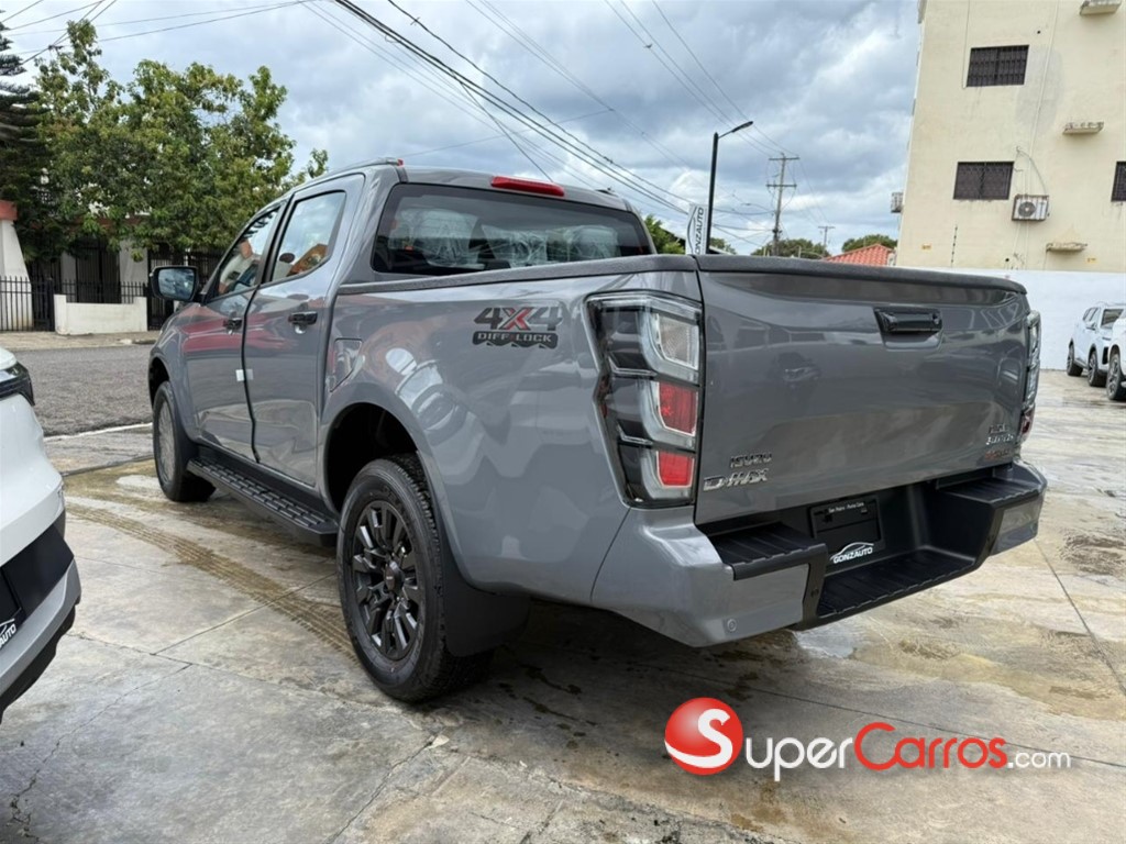 2027 Isuzu DMAX — foto 6 / 8
