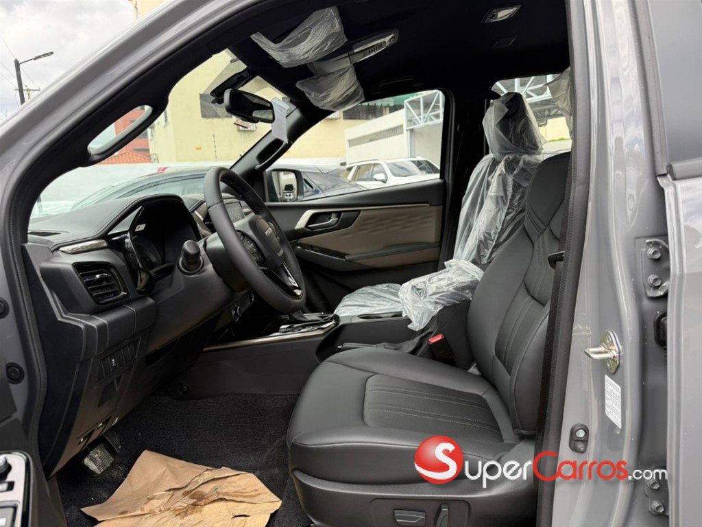 2027 Isuzu DMAX — foto 7 / 8