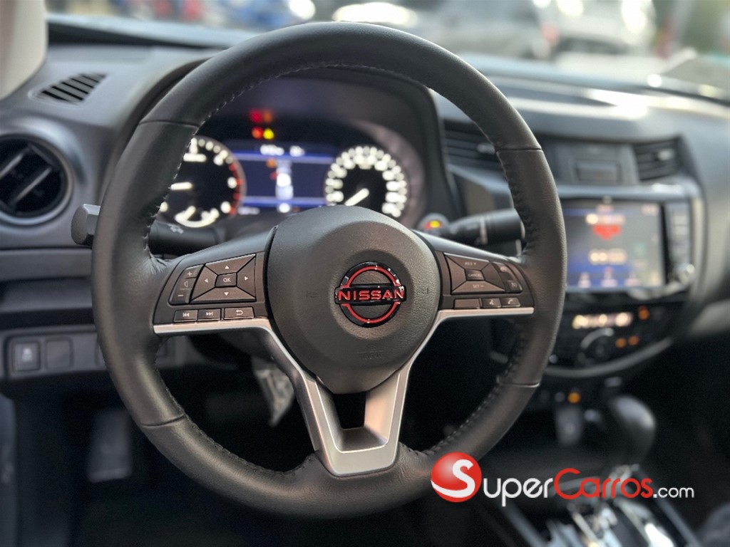 2026 Nissan Frontier Pro-4X — foto 10 / 12