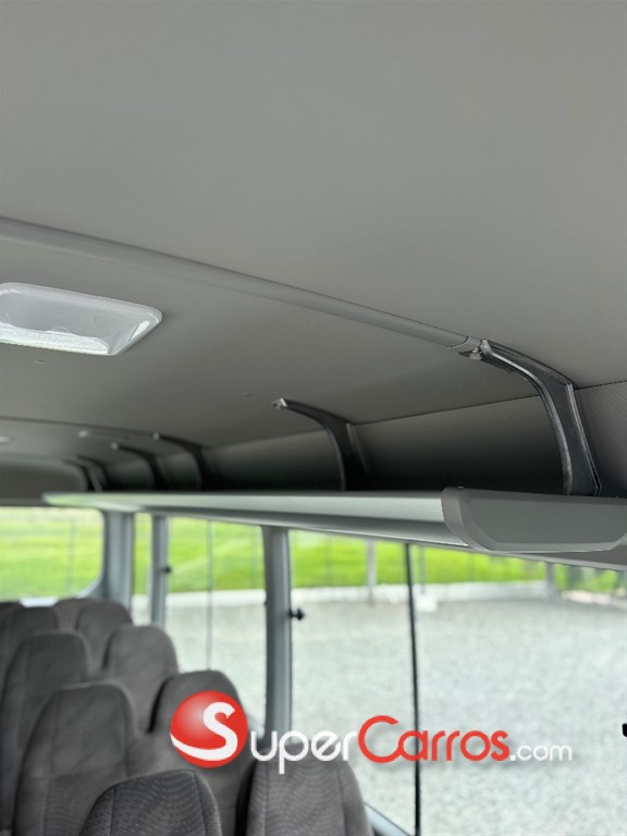 2026 Toyota Coaster — foto 9 / 9