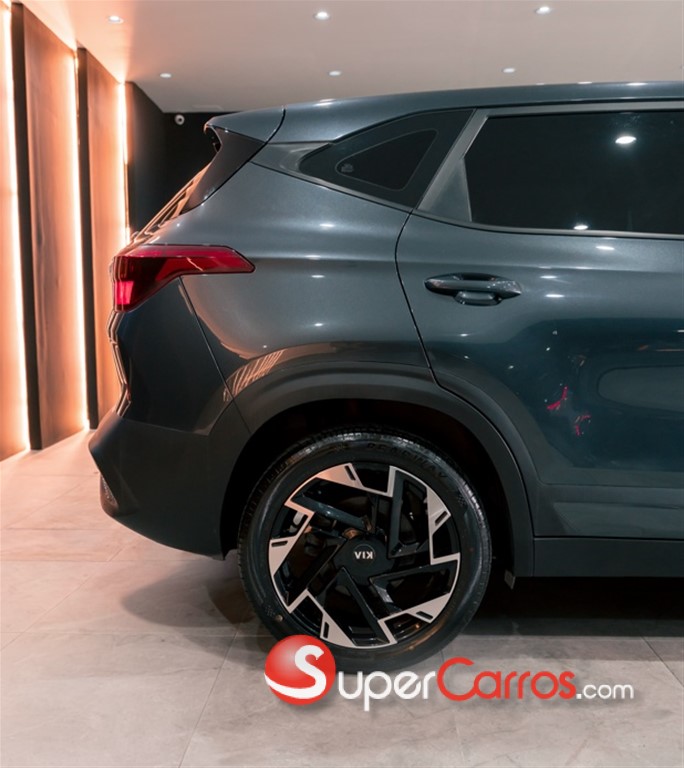 2022 Kia Seltos — foto 6 / 12