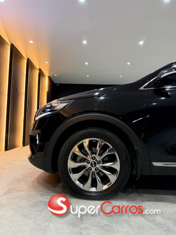2019 Kia Sorento — foto 9 / 12