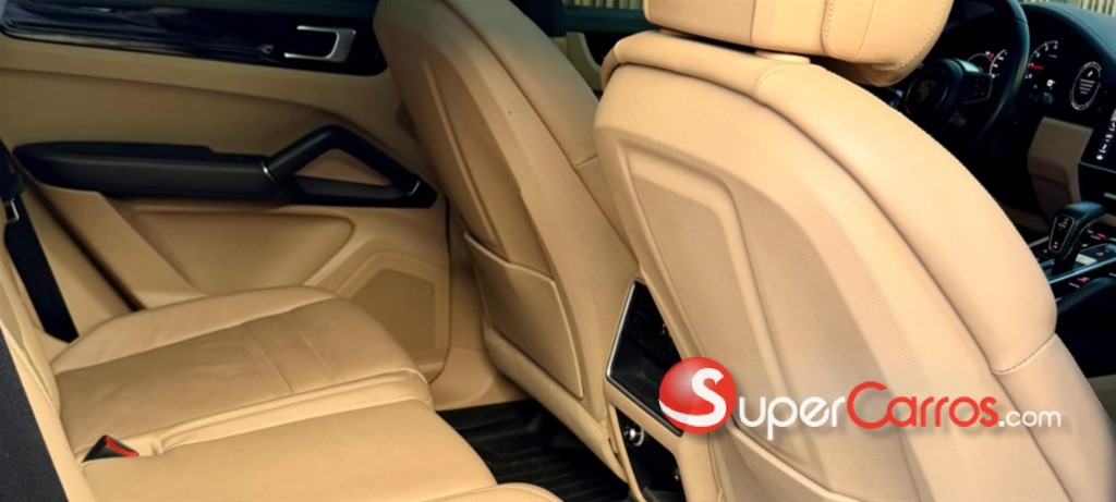 2019 Porsche Cayenne Coupe — foto 8 / 12