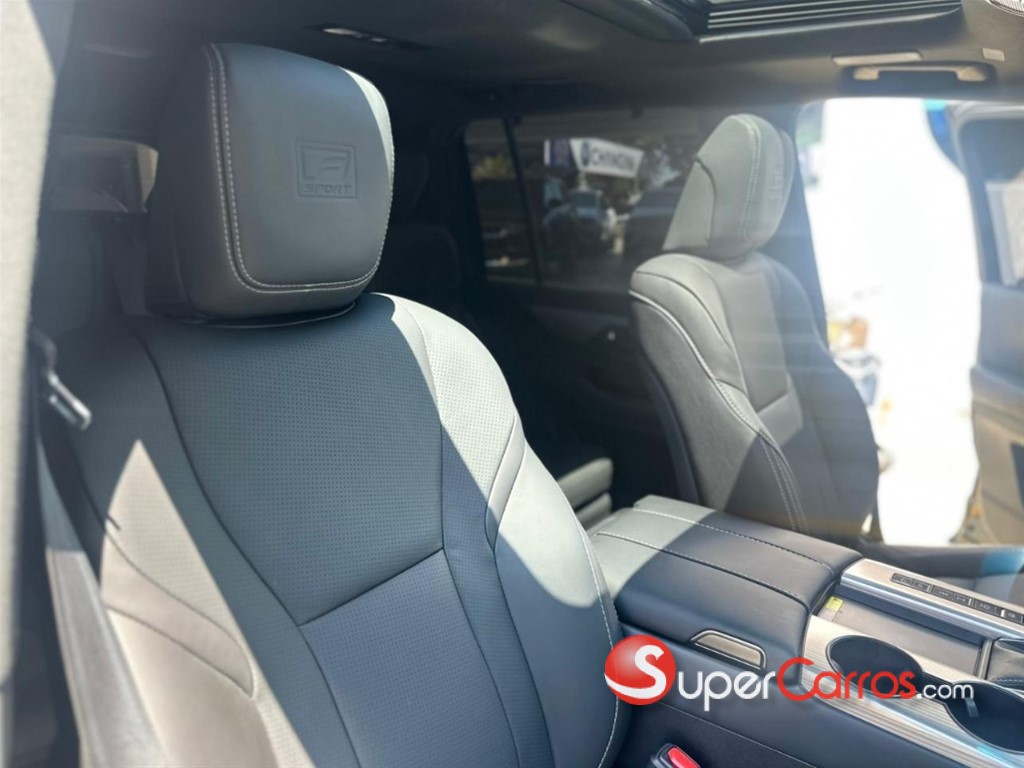 2023 Lexus LX 600 F Sport — foto 7 / 12