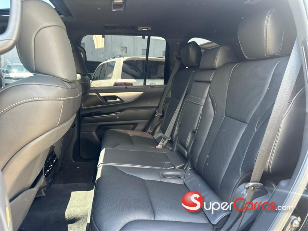 2023 Lexus LX 600 F Sport — foto 10 / 12