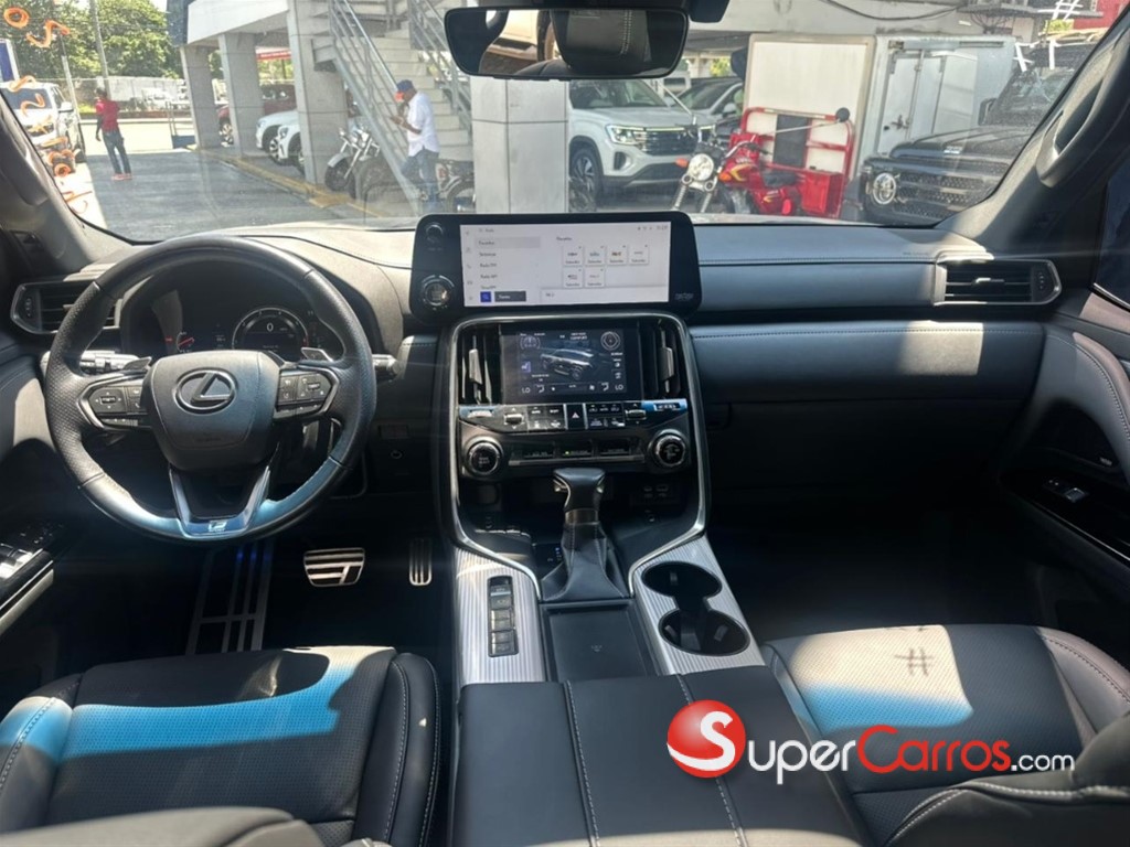 2023 Lexus LX 600 F Sport — foto 11 / 12