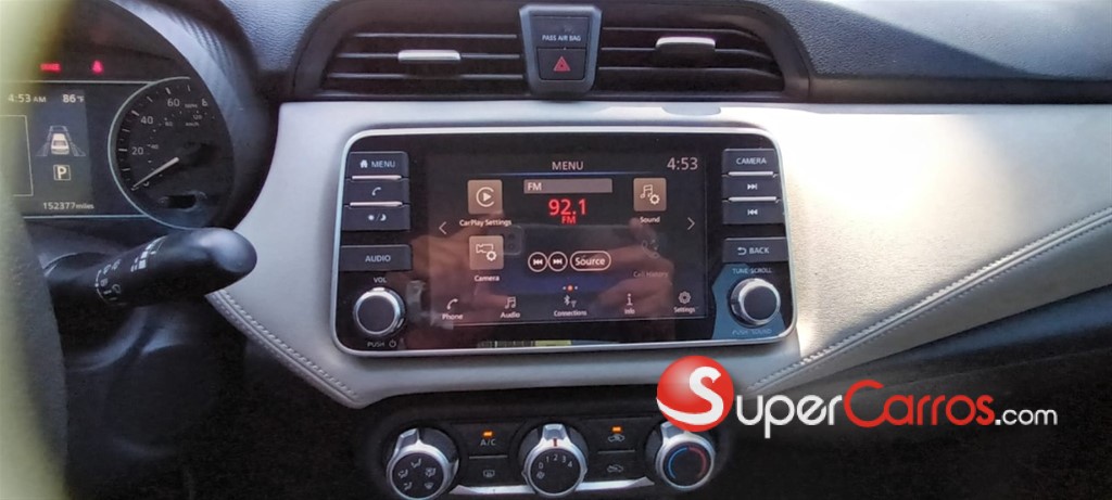 2020 Nissan Versa SV — foto 6 / 12