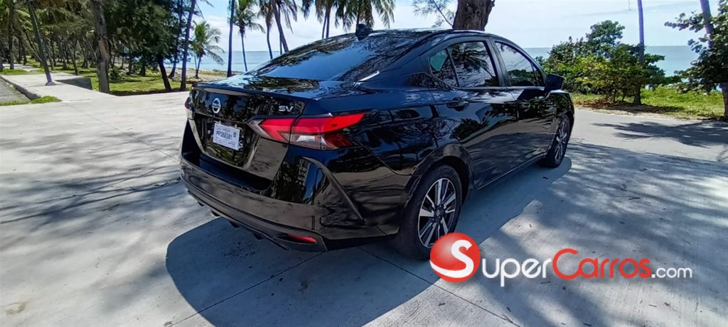 2020 Nissan Versa SV — foto 9 / 12