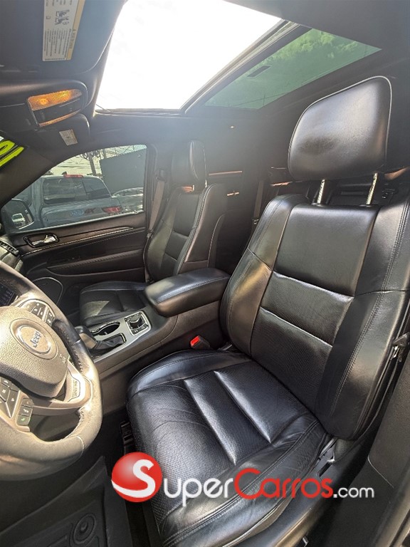 2019 Jeep Grand Cherokee Overland Highaltitude — foto 8 / 12