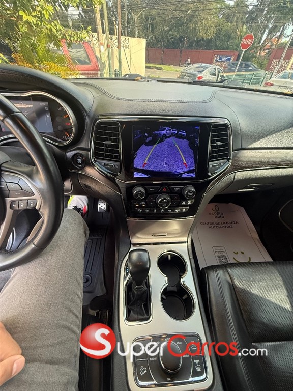 2019 Jeep Grand Cherokee Overland Highaltitude — foto 11 / 12