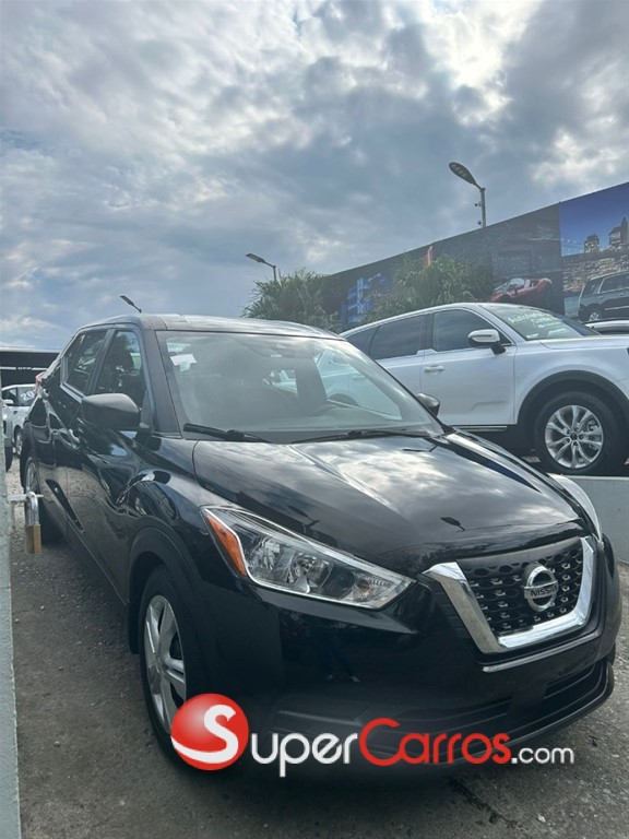 2020 Nissan Kicks