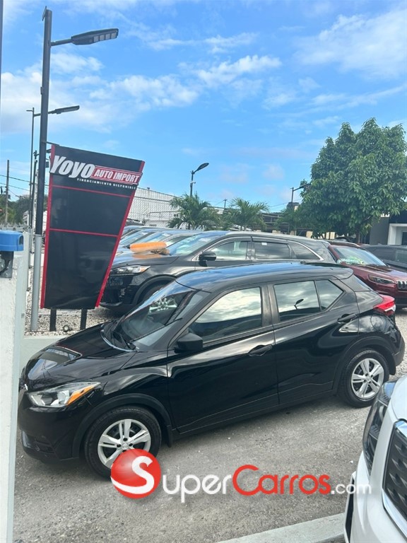 2020 Nissan Kicks — foto 2 / 10