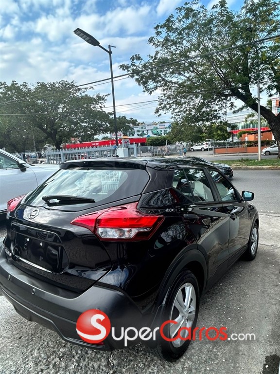2020 Nissan Kicks — foto 3 / 10