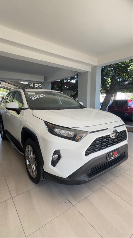 2021 Toyota RAV4 LE — foto 2 / 12