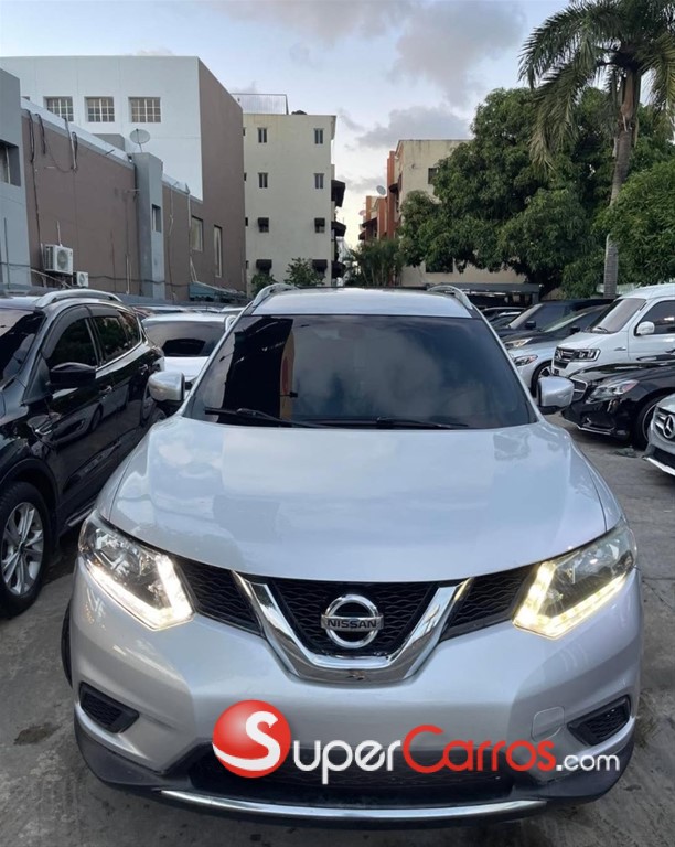 2014 Nissan Rogue SV — foto 3 / 10