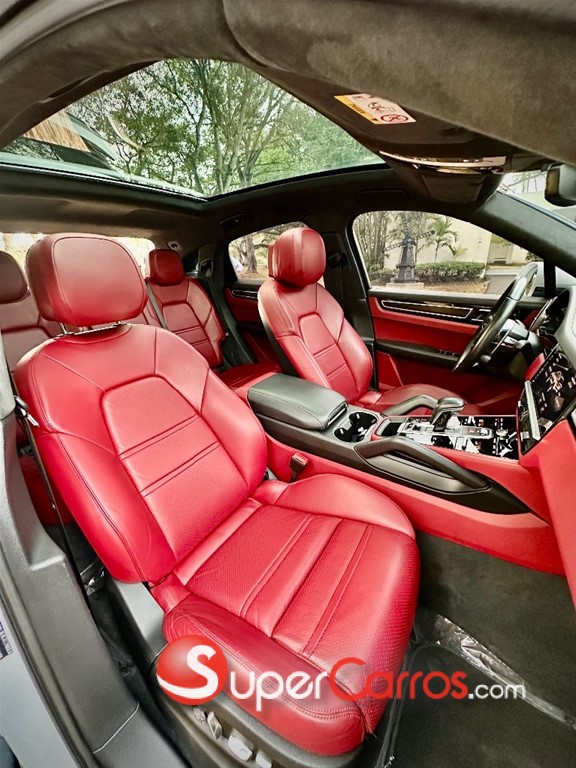 2021 Porsche Cayenne Coupe GTS — foto 10 / 12