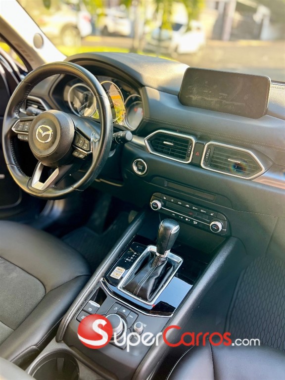 2020 Mazda CX-5 Touring — foto 8 / 9
