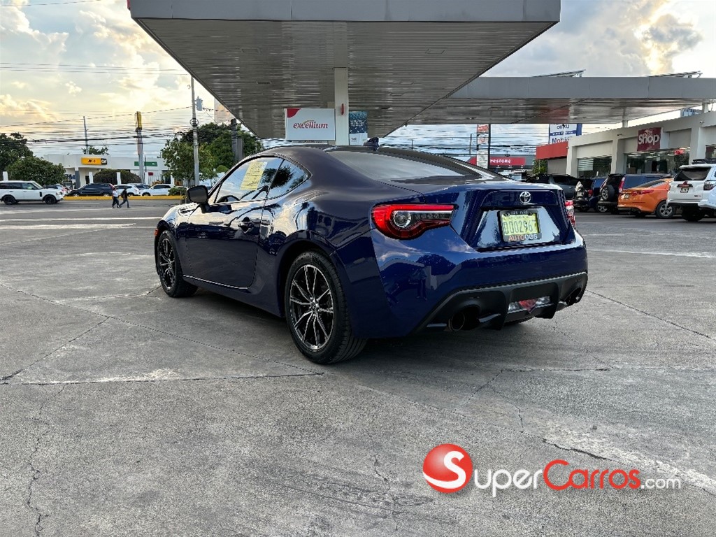 2020 Toyota 86 — foto 3 / 9