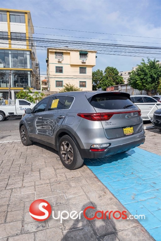 2020 Kia Sportage LX — foto 11 / 12
