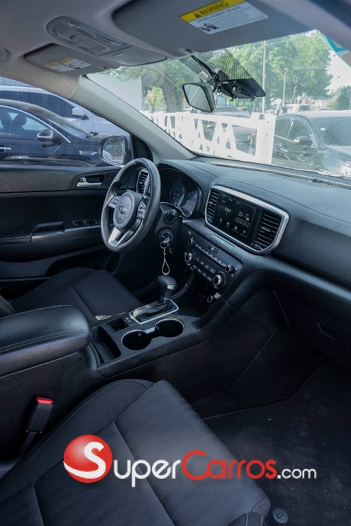 2020 Kia Sportage LX — foto 12 / 12