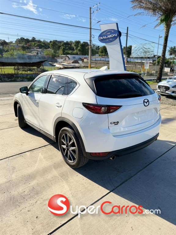 2021 Mazda CX-5 Touring — foto 7 / 10