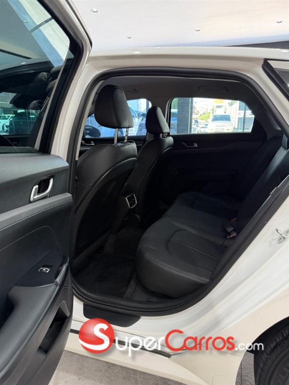 2021 Kia K-5 — foto 7 / 12