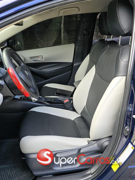 2020 Toyota Corolla LE — foto 8 / 8