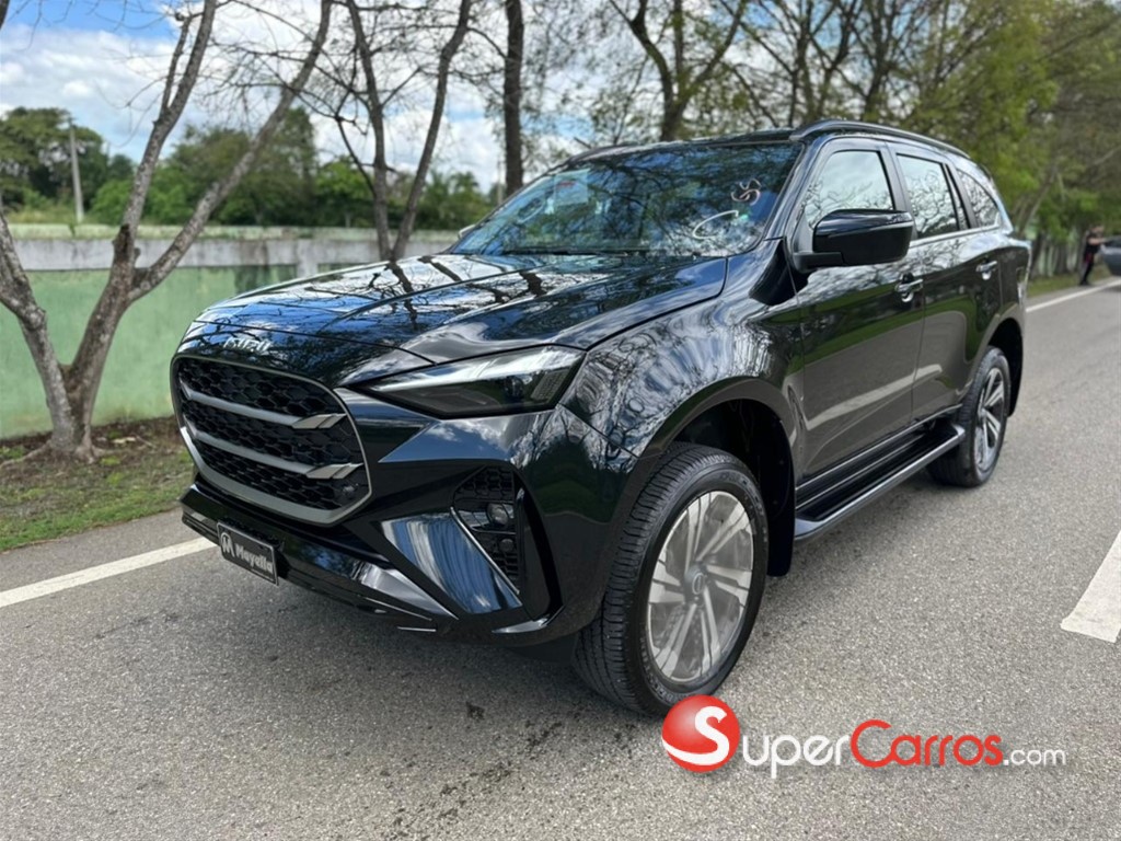 2027 Isuzu Mux — foto 3 / 12