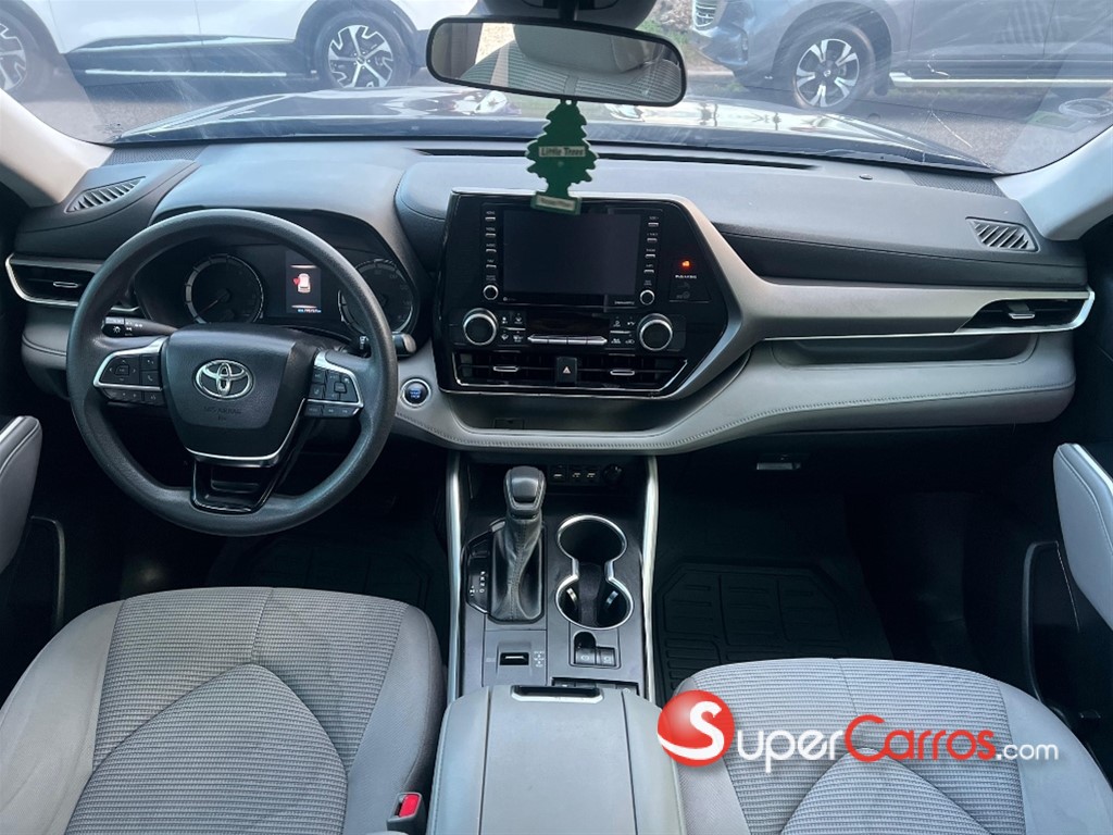 2020 Toyota Highlander LE Plus — foto 7 / 11