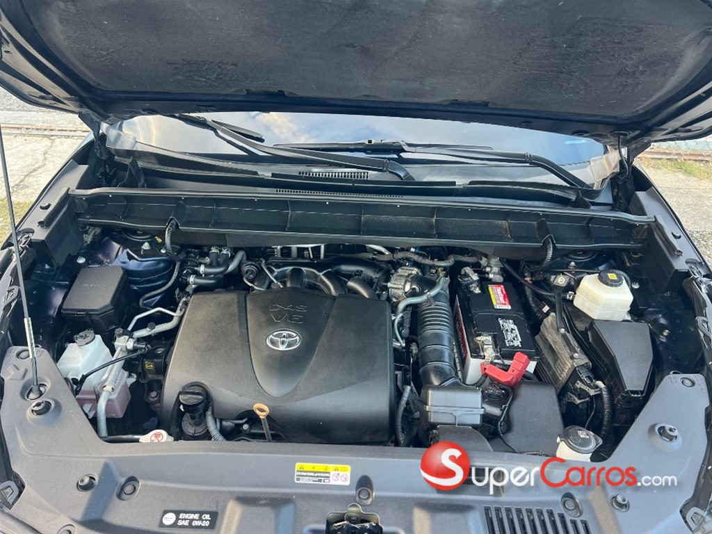 2020 Toyota Highlander LE Plus — foto 10 / 11