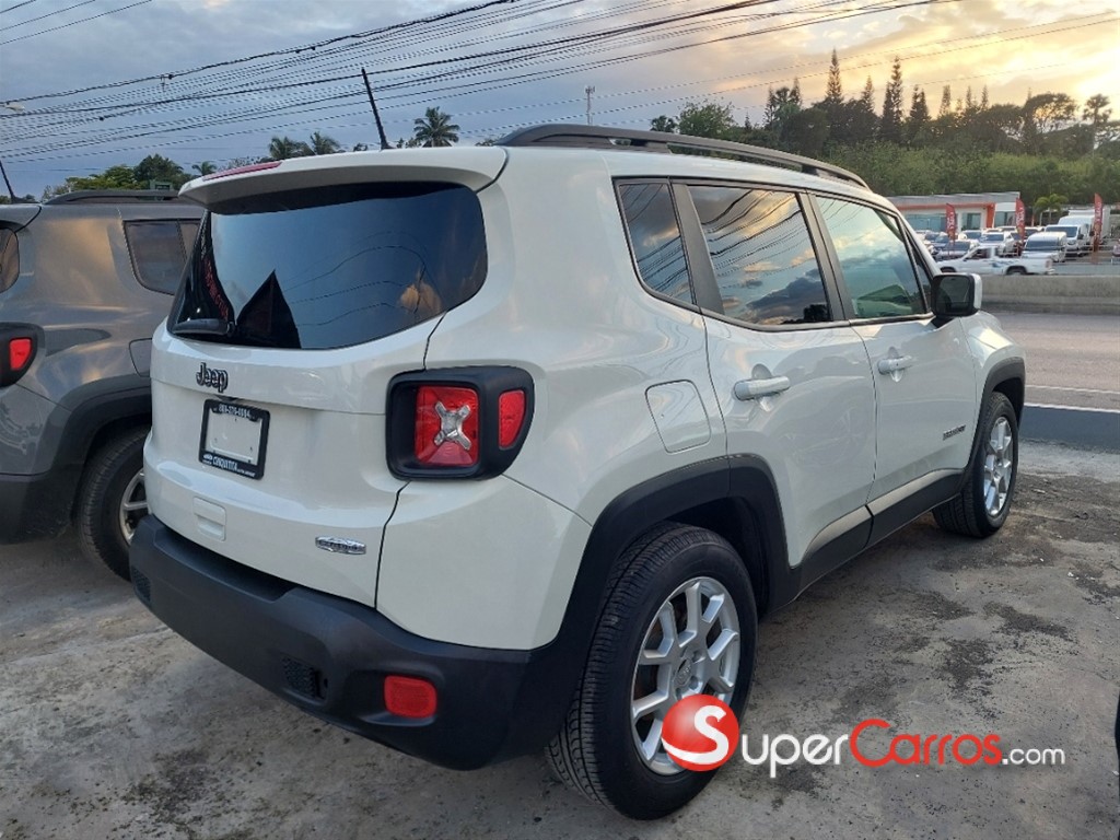 2020 Jeep Renegade Latitude — foto 5 / 12