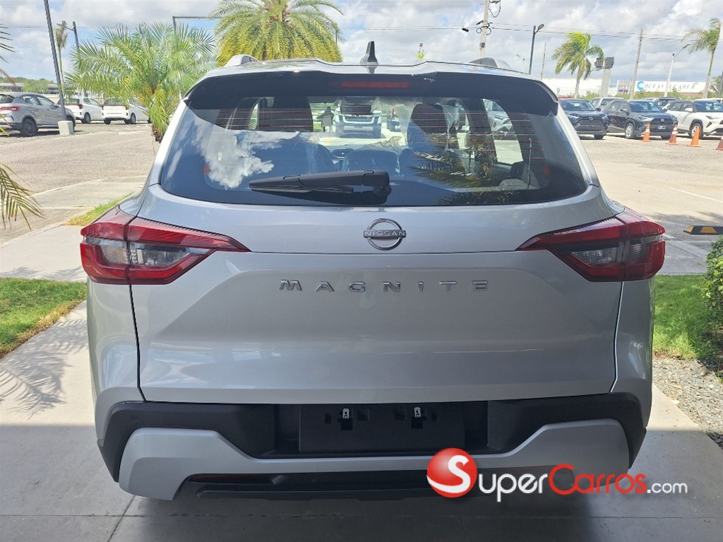 2026 Nissan Magnite Exclusive — foto 2 / 6