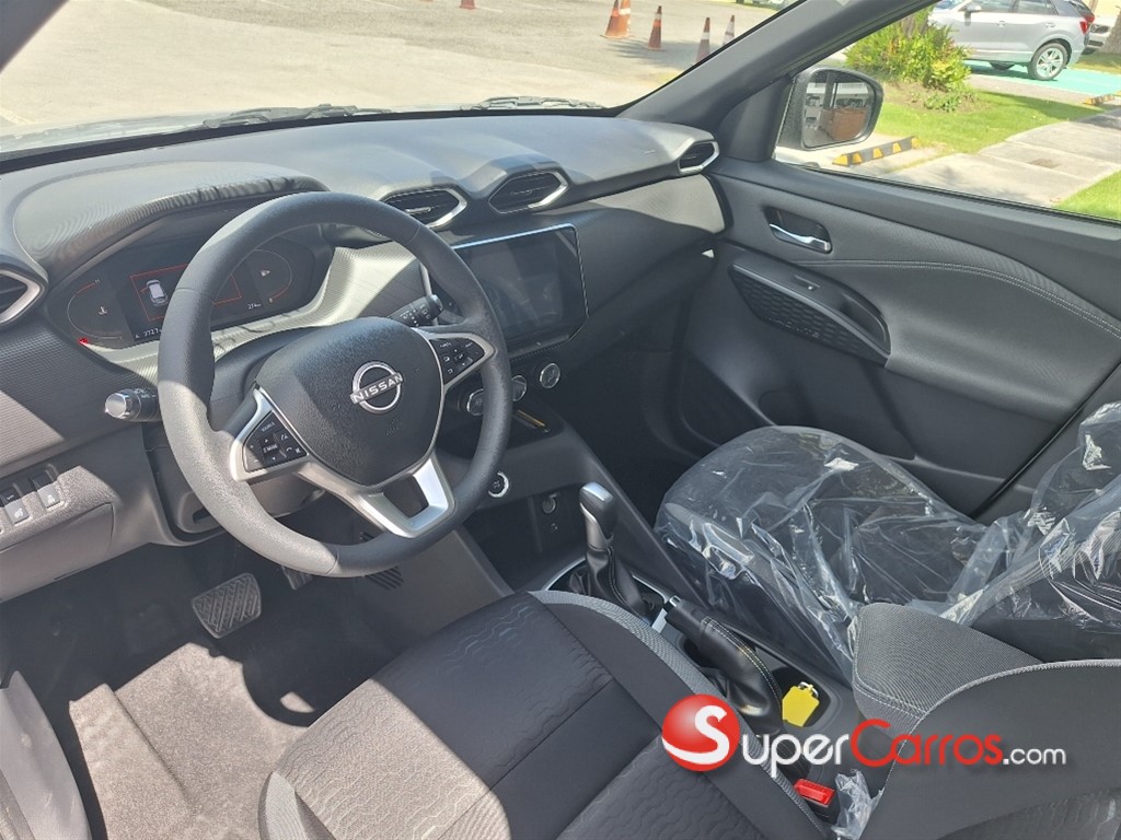 2026 Nissan Magnite Exclusive — foto 4 / 6