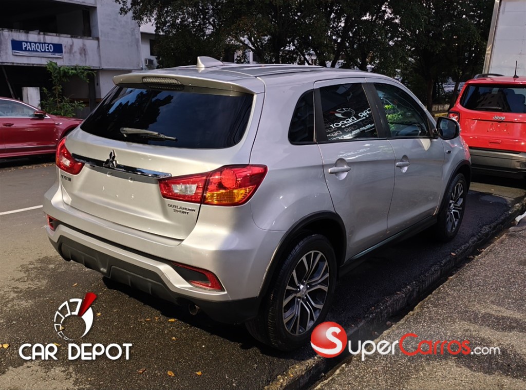 2019 Mitsubishi Motors Outlander Sport — foto 4 / 11