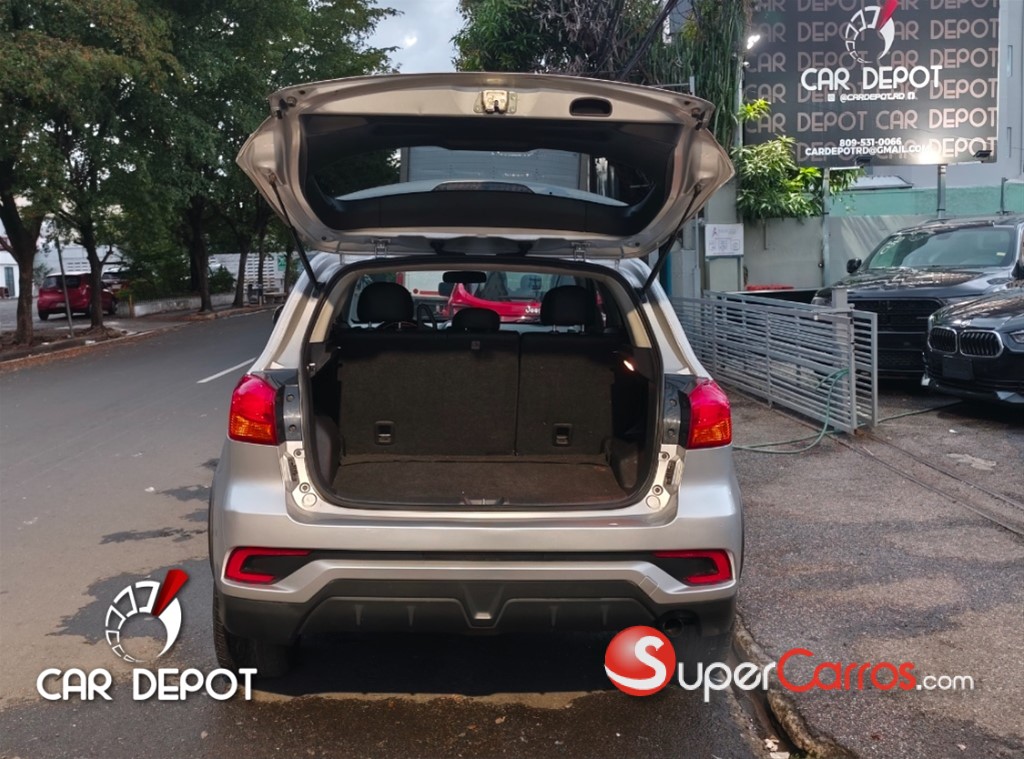 2019 Mitsubishi Motors Outlander Sport — foto 10 / 11