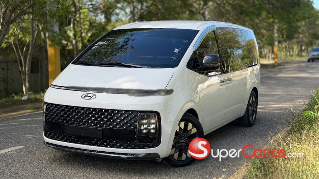 2022 Hyundai Staria